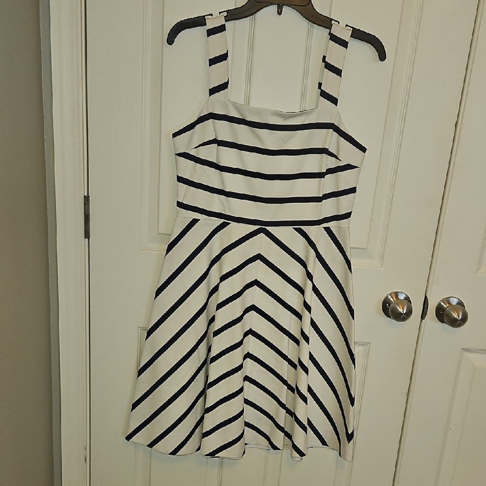 Draper James Blue and White Sleeveless Fit and Flare Circle Midi Dress